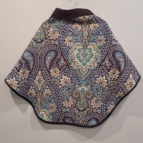 Upcycled Floral Quilted Cape Shawl - Picture 2 of 2
